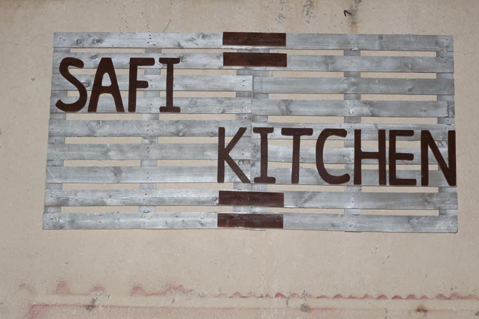 Safi Kitchen Hostel Gawr as-Safi Экстерьер фото