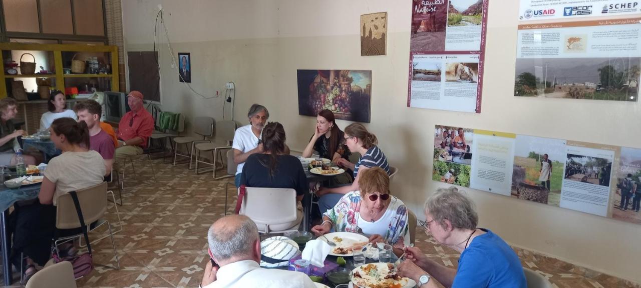 Safi Kitchen Hostel Gawr as-Safi Экстерьер фото