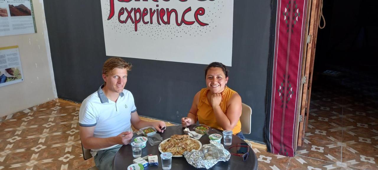 Safi Kitchen Hostel Gawr as-Safi Экстерьер фото