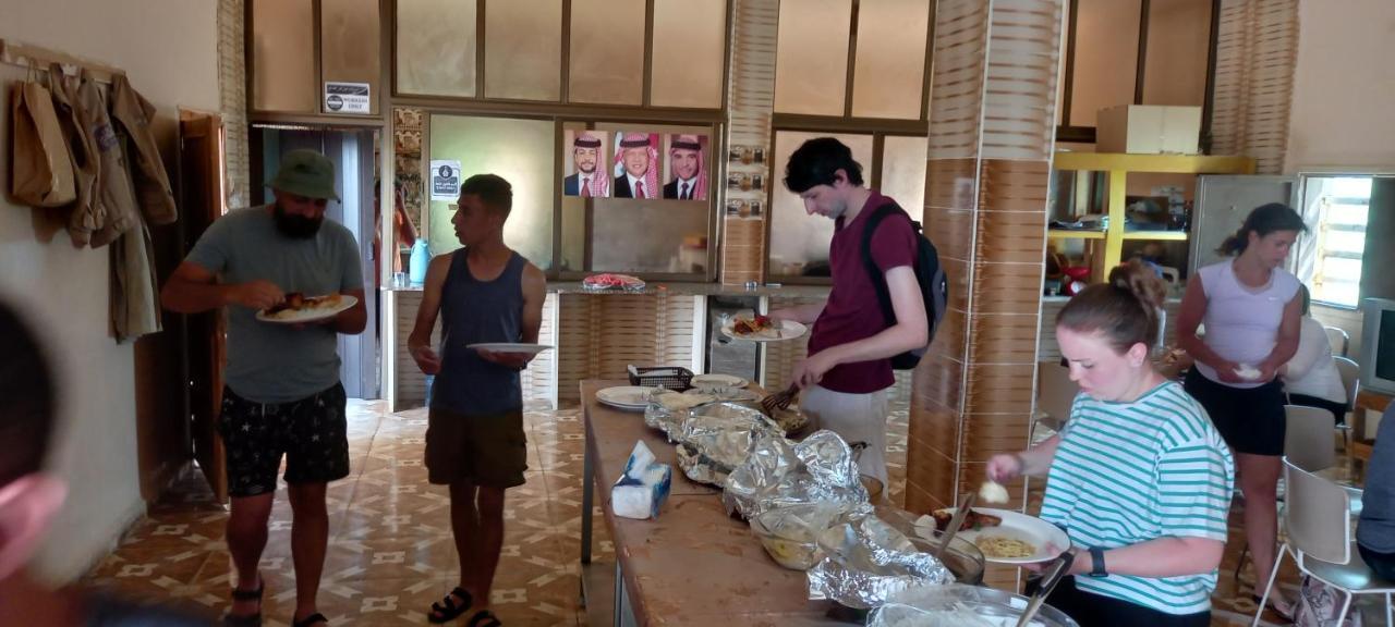 Safi Kitchen Hostel Gawr as-Safi Экстерьер фото